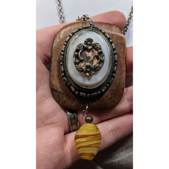 Vintage Handmade Victorian Mixed Media Pendant Necklace - Picture 7 of 8